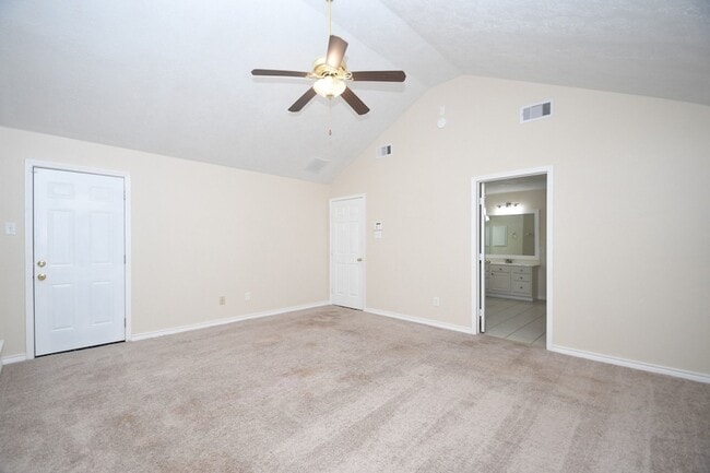 Building Photo - 10430 Sanibel Falls Ct