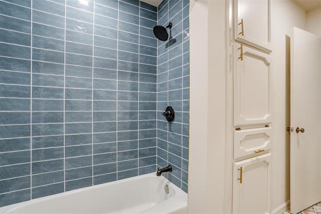 Building Photo - 4424 Foxfire Way