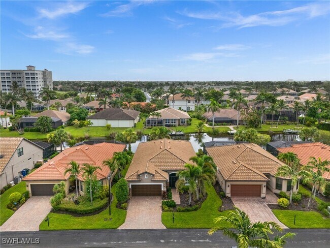 Building Photo - 14750 Laguna Dr