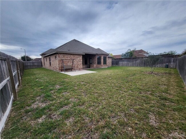 Building Photo - 1367 Garden Dr