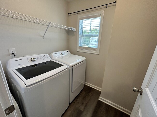 Building Photo - 144 Sunny Pt Lp