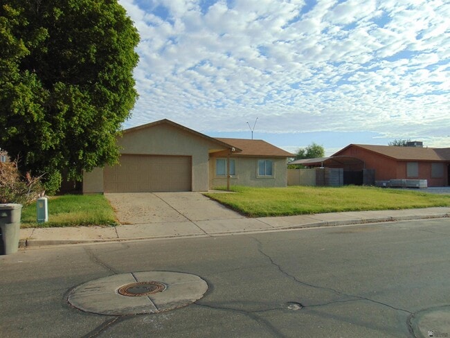 Primary Photo - 2788 W 28th Pl