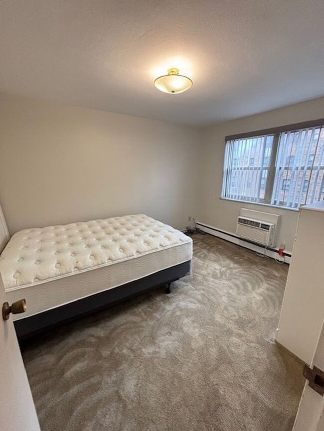 Building Photo - Beautiful Condo for Rent