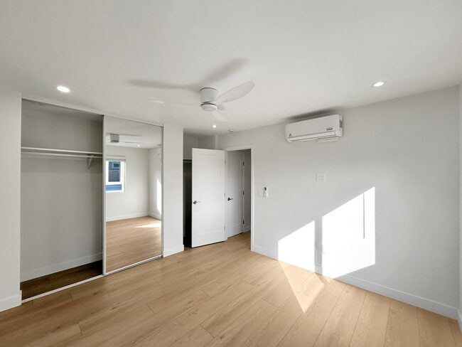 Building Photo - Beautiful 2BD/2BA Fully Remodeled w/ Reser...