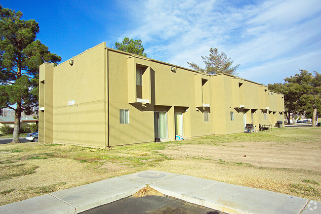 Building Photo - Janice Brooks Bay