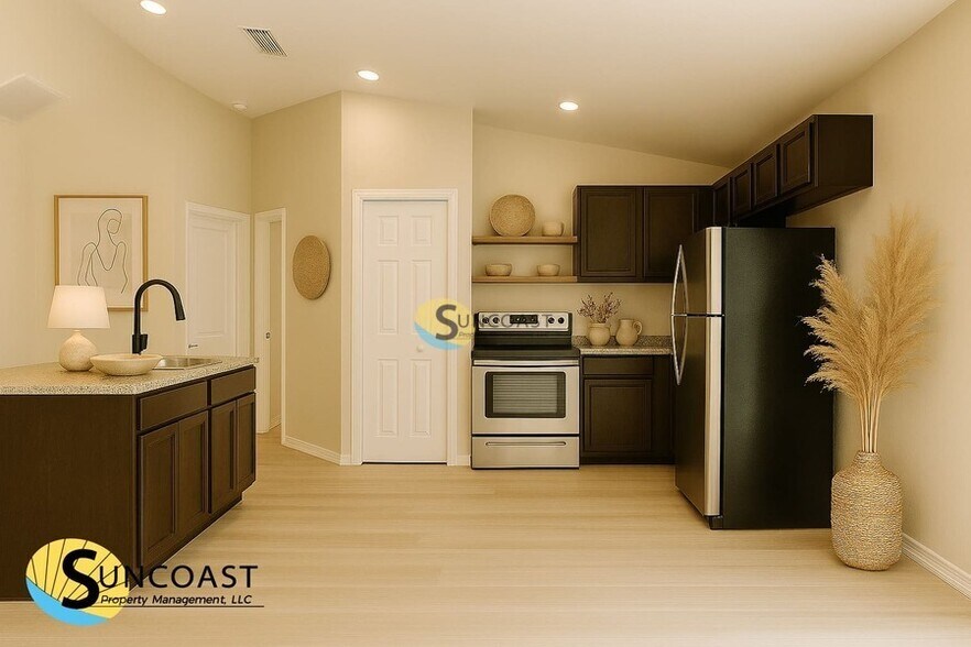 Building Photo - 6401 E Gentry St