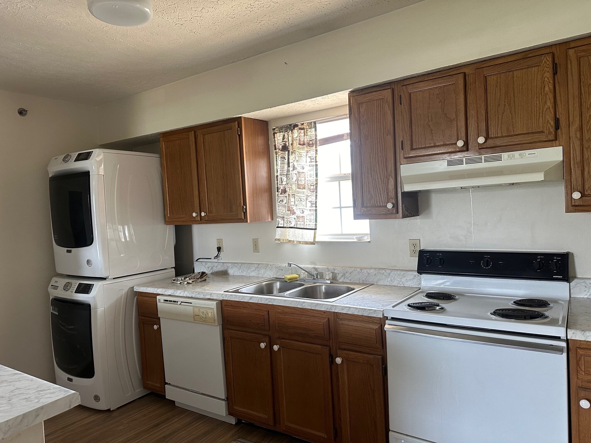 Building Photo - 15 S Shafer St