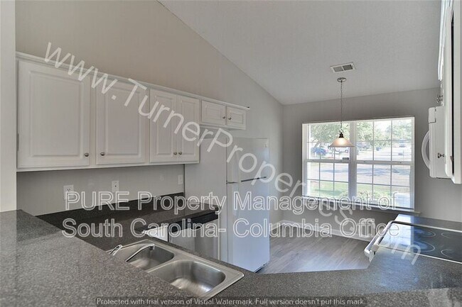 Building Photo - 251 Blue Savannah St