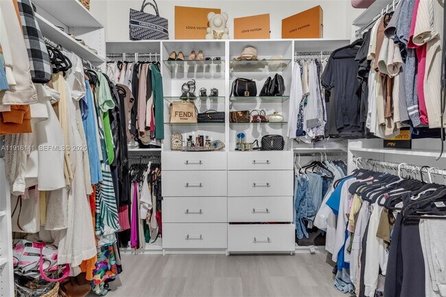 Building Photo - 114130 SW 252nd Ter