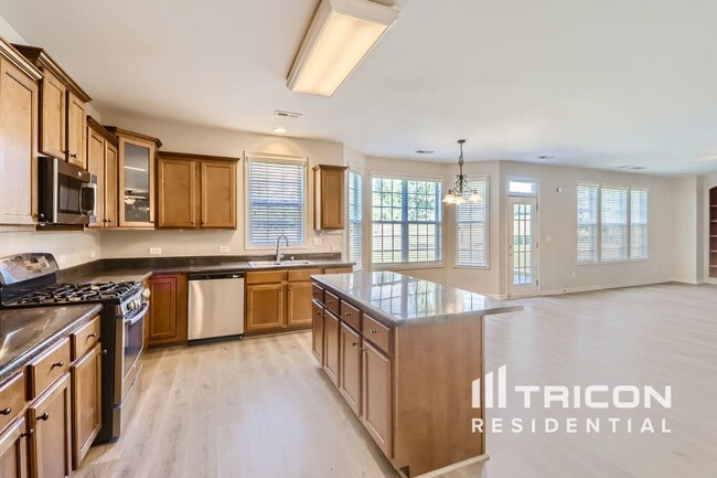 Building Photo - 129 Keswick Manor Dr