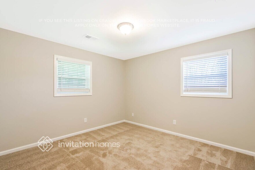 Building Photo - 3871 Leisure Springs Dr