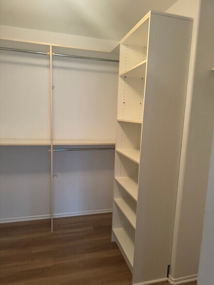 Building Photo - 1430 Jewelstone Cir