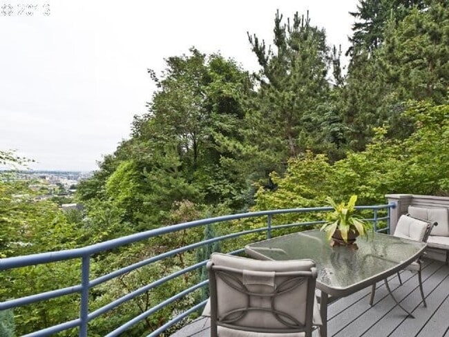 Building Photo - Stunning Goose Hollow-Southwest Hills Home...