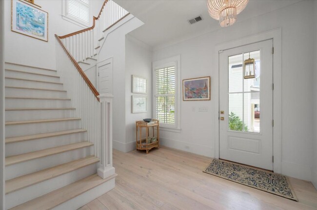 Building Photo - 1595 Paradise Lake Dr