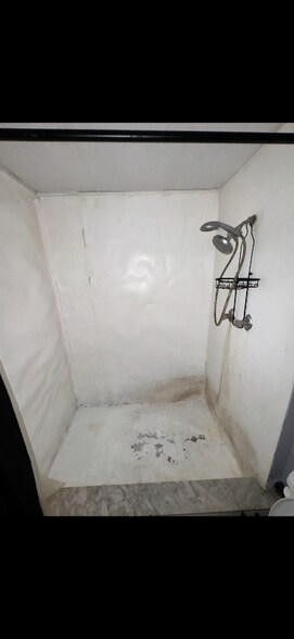 Building Photo - 24 2nd St SE