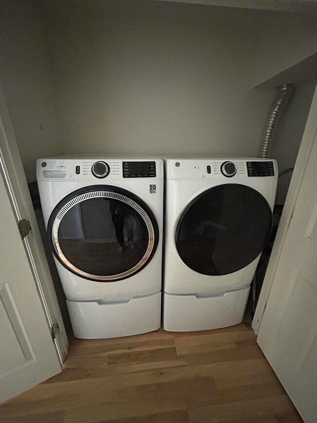 Building Photo - 103 Enclave Cir