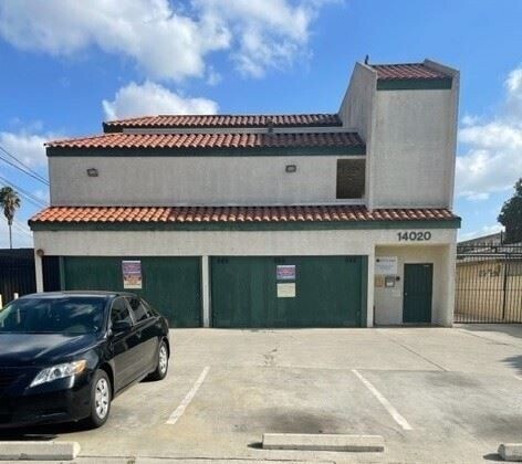 Building Photo - 14020 Yukon Avenue,