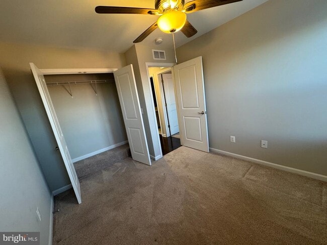 Building Photo - 120 Tolocka Terrace NE