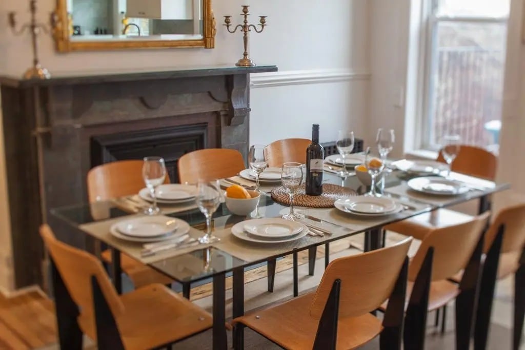 Building Photo - Furnished room/NOT APARTMENT