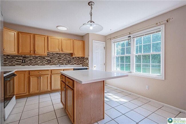 Building Photo - 1311 Mohr Cir