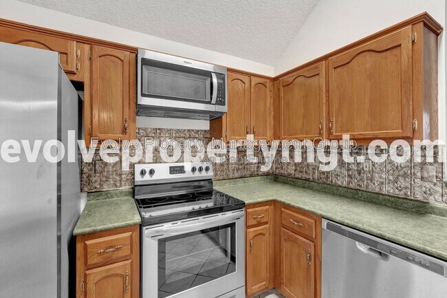 Building Photo - 3823 Twin Valley Cove