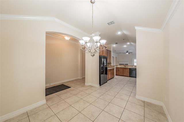 Building Photo - 1313 Catbird Dr