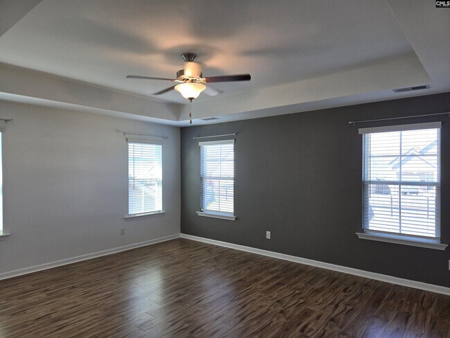Building Photo - 441 Windrush Dr