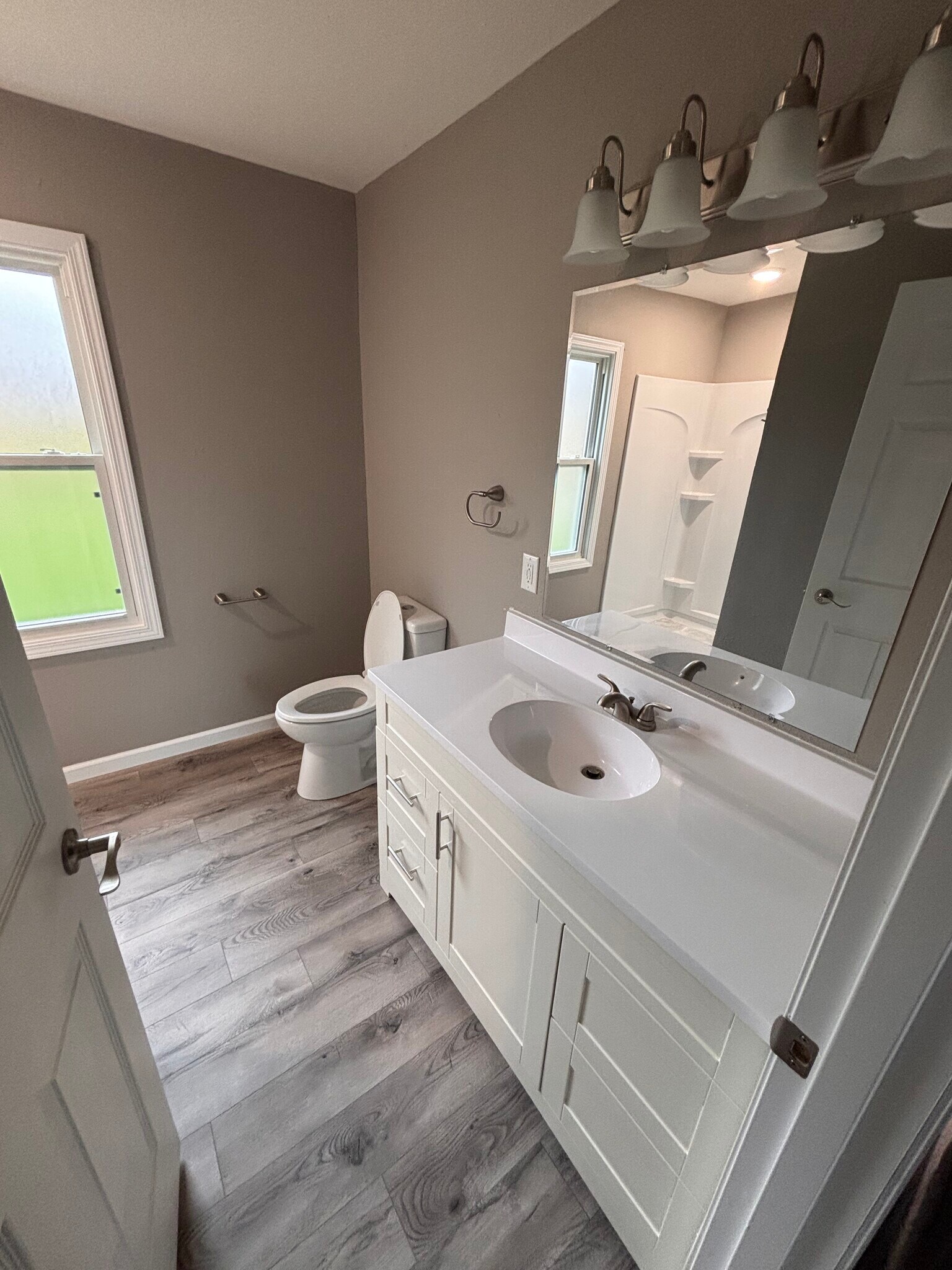 Building Photo - 611 W Randolph St