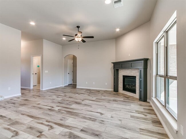 Building Photo - 12028 Rockbed Dr