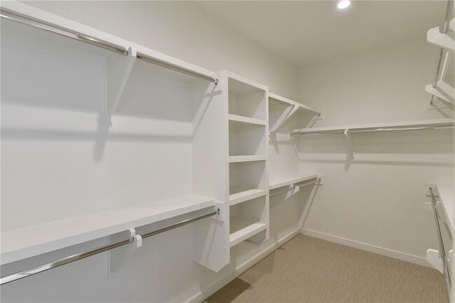 Building Photo - 3303 Cantwell Ln