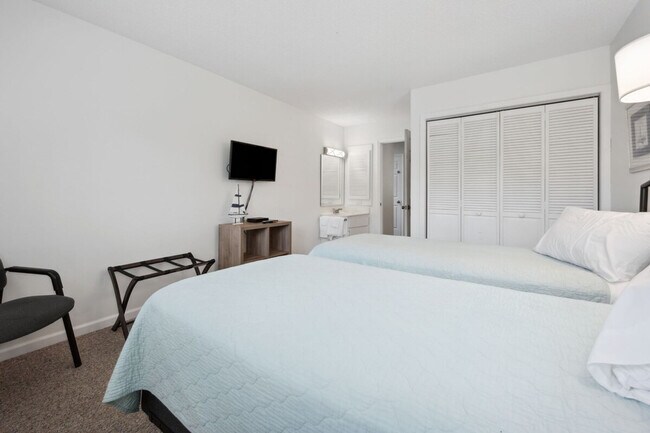 Building Photo - 393 Aspen Loop