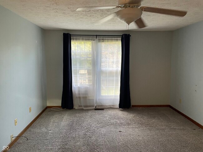 Building Photo - 9161 Champton Dr