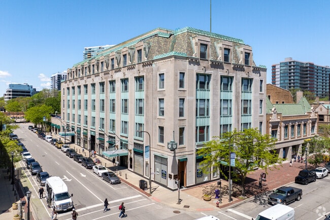 Building Primary - Evanston Galleria Bldg