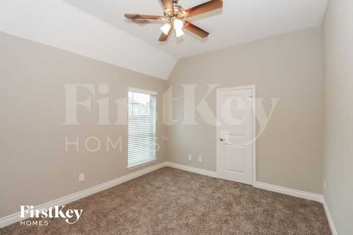 Building Photo - 8100 Tyrell Hgts Rd