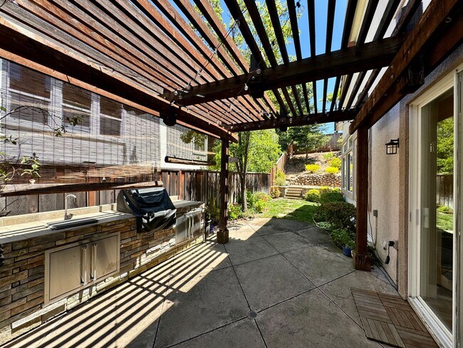 Building Photo - Gorgeous Two-Story with Solar Located at t...