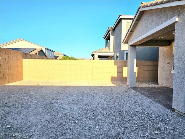 Building Photo - 6551 Dove Pt Pl