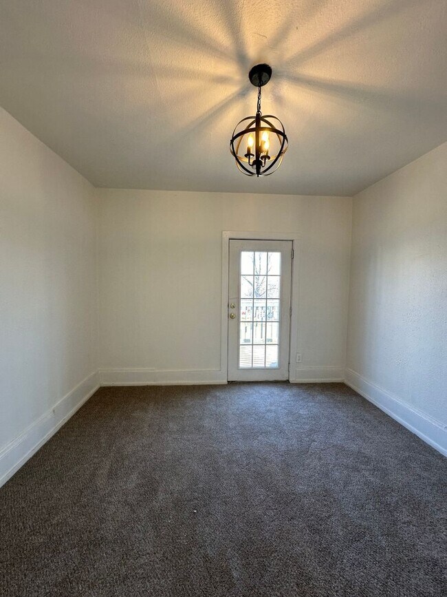 Building Photo - 3205 N 3rd St