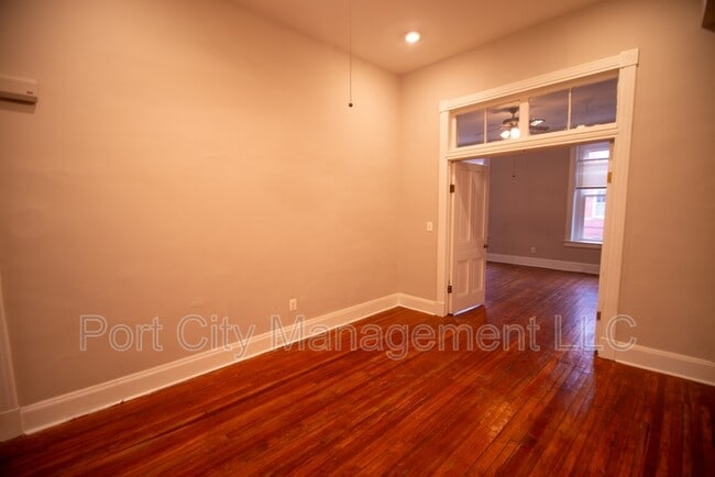 Building Photo - 2121 St Paul St