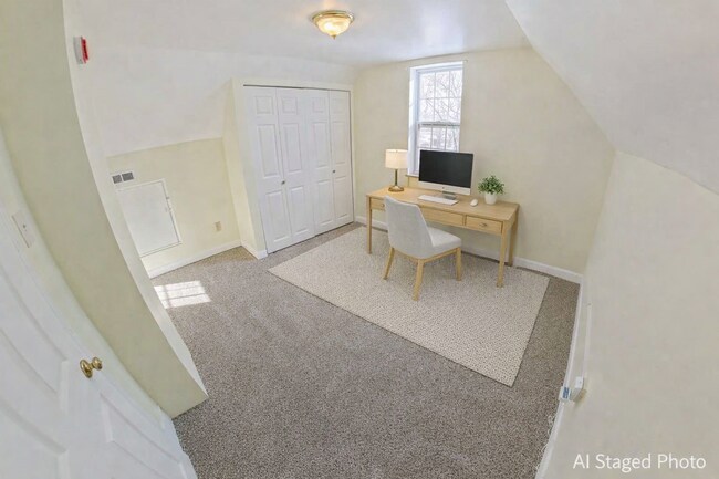 Building Photo - 800 Rannells Rd