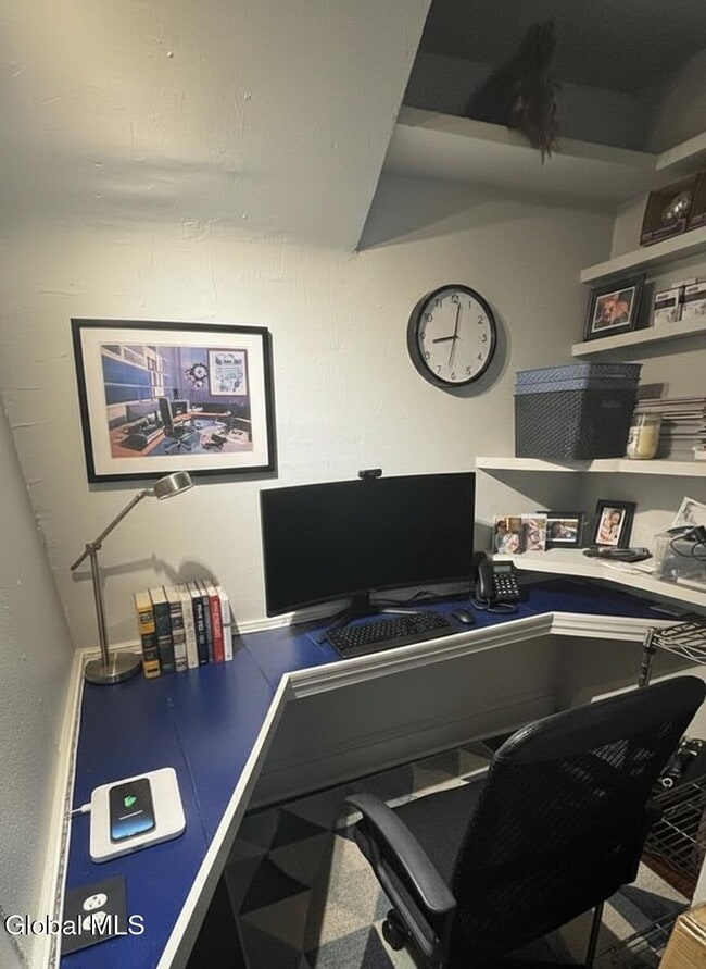 Building Photo - 603 1st St