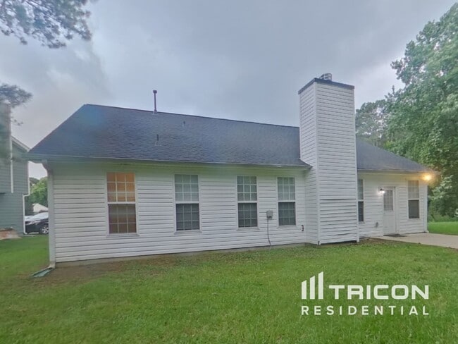 Building Photo - 2224 Boone Ct