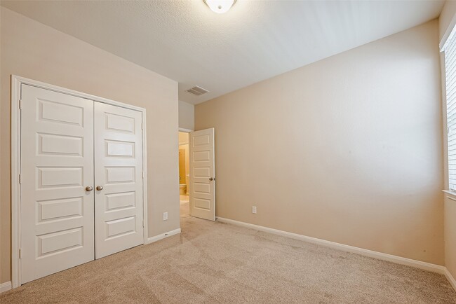 Building Photo - 22019 Flashing Ridge Dr