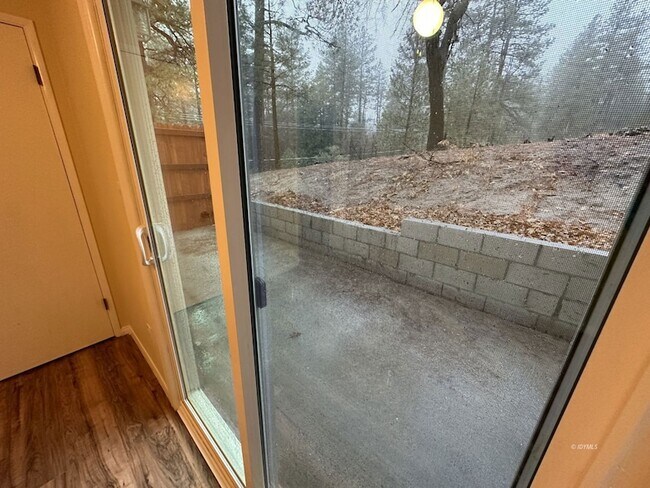 Building Photo - 25840 CA-243