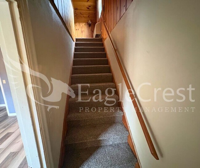 Building Photo - 127SW6