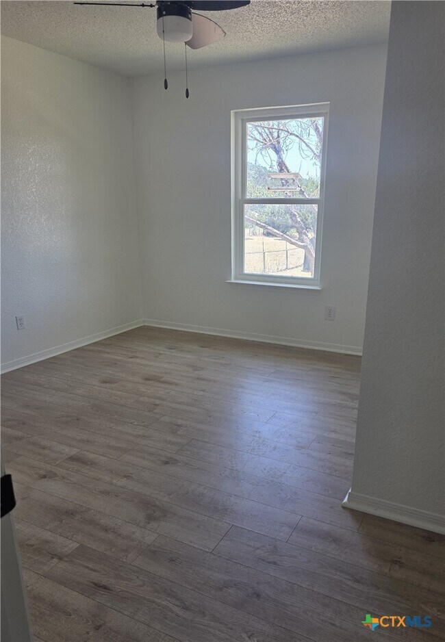 Building Photo - 3081 Colorado Dr