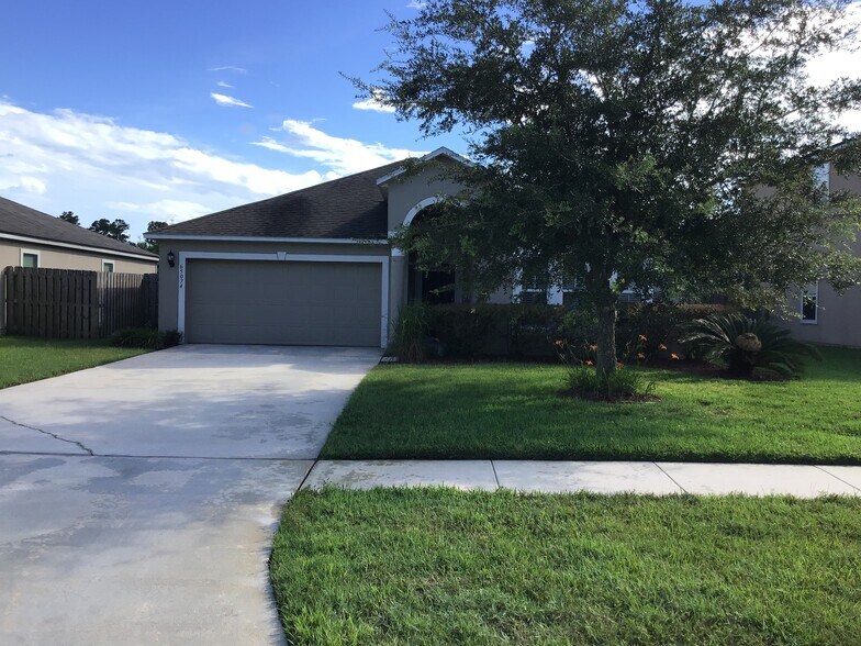 Primary Photo - 65074 Lagoon Forest Dr