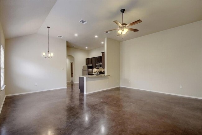 Building Photo - 467 Jack Rabbit Ln