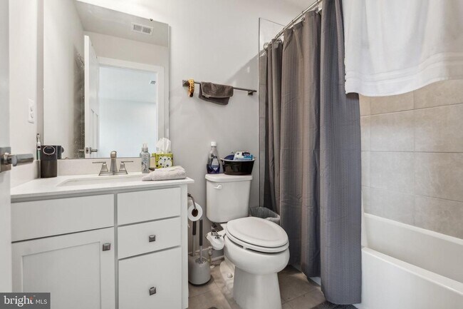 Building Photo - 11281 Wheeler Ridge Dr