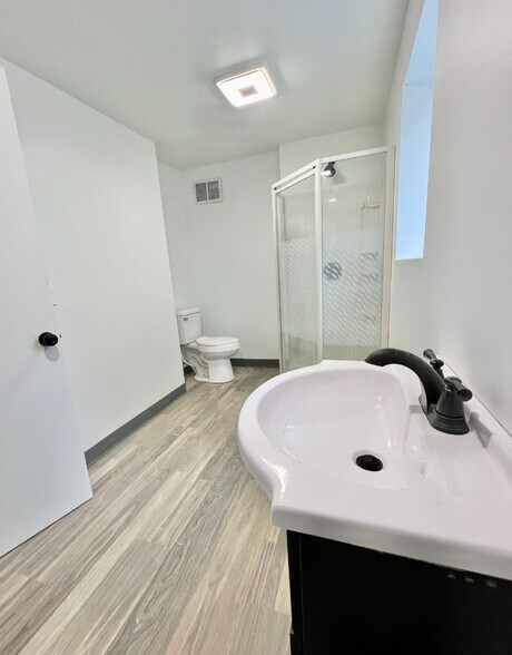 Building Photo - 112 14th St