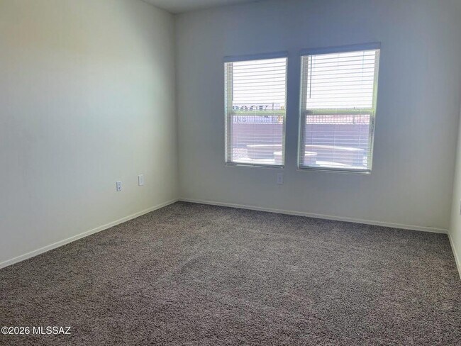 Building Photo - 10155 N Leopard Gecko Terrace